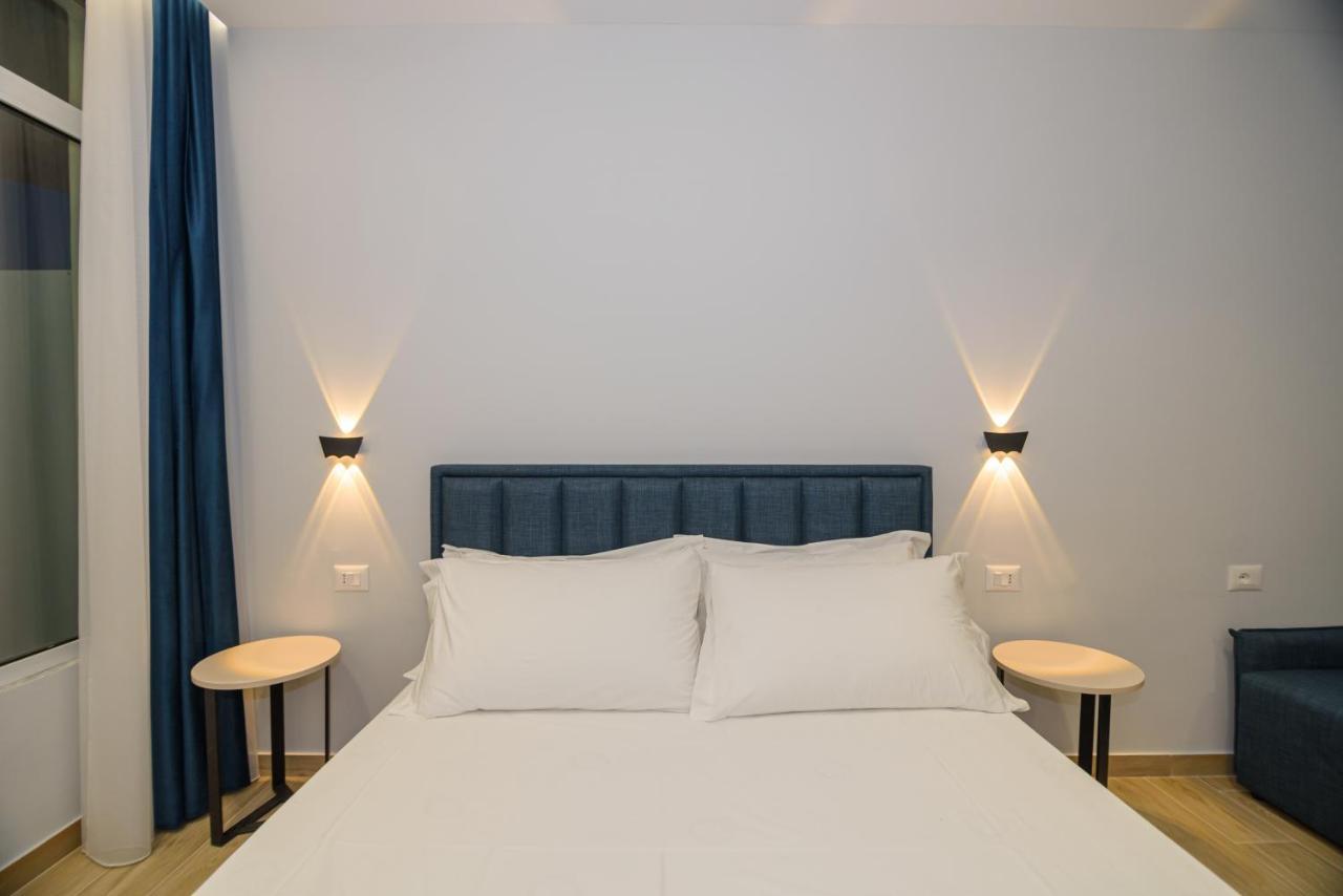 Palm Side Hotel Влёра Экстерьер фото